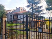 Villa in vendita a Agugliano AN