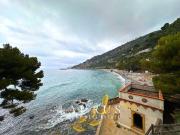 Villa in vendita a Alassio