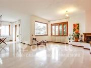 Villa in vendita a Albizzate