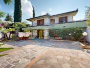 Villa in vendita a Altavilla Milicia
