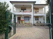 Villa in vendita a Altavilla Milicia PA