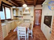 Villa in vendita a Amandola FM