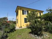 Villa in vendita a Ameglia