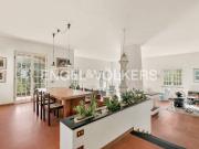 Villa in vendita a Ameglia SP