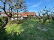 Villa in vendita a Angera VA