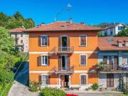 Villa in vendita a Angera VA Villa in vendita a Angera VA