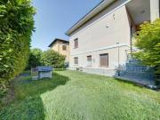 Appartamento in vendita a Angera VA