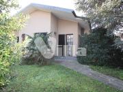 Villa in vendita a Annone di Brianza LC