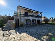 Villa in vendita a Aprilia LT