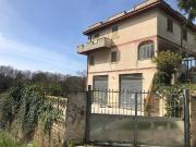 Villa in vendita a Aprilia LT