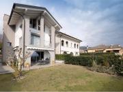 Villa in vendita a Arizzano VB