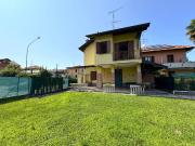 Villa in vendita a Arona NO