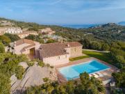 Villa in vendita a Arzachena