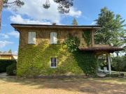 Villa in vendita a Barasso VA