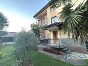 Villa in vendita a Barlassina MB