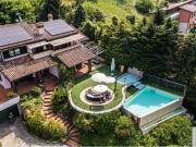 Villa in vendita a Besozzo VA
