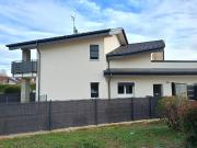 Villa in vendita a Binago CO