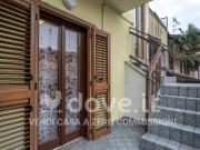 Villa in vendita a Bizzarone CO