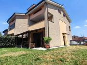 Villa in vendita a Bollate MI