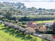 Villa in vendita a Bolsena VT