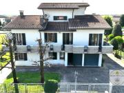 Villa in Vendita a Borgo Veneto