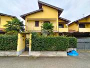 Villa in vendita a Borgolavezzaro NO