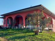 Villa in vendita a Borgonovo Val Tidone PC