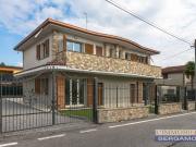 Villa in vendita a Brembate BG
