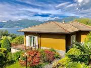Villa in vendita a Brezzo di Bedero VA