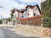 Villa in vendita a Brusimpiano