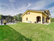 Villa in vendita a Cadorago CO