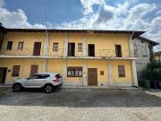 Villa in vendita a Cairate VA