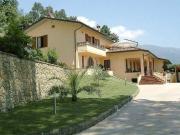 Villa in vendita a Camaiore LU