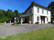 Villa in vendita a Camaiore LU