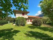 Villa in vendita a Camaiore LU