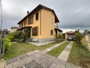 Villa in vendita a Camaiore LU