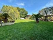 Villa in vendita a Camaiore LU