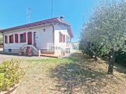 Villa in vendita a Camaiore LU