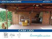 Villa in vendita a Camaiore LU