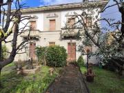 Villa in vendita a Campi Bisenzio
