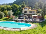 Villa in vendita a Camporgiano