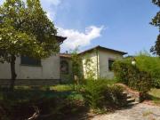 Villa in vendita a Camporgiano LU