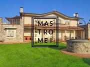 VILLA in VENDITA a CAPANNORI CAMIGLIANO di 14 vani