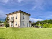 VILLA in VENDITA a CAPANNORI GRAGNANO di 6 vani