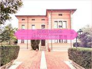 Villa in vendita a Caprino Veronese VR