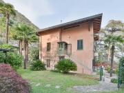 Villa in vendita a Carate Urio CO