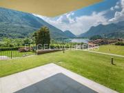 Villa in vendita a Carlazzo CO