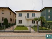 Villa in vendita a Carpi MO
