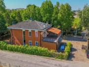 Villa in vendita a Carpi MO