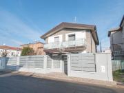 Villa in vendita a Carpi MO